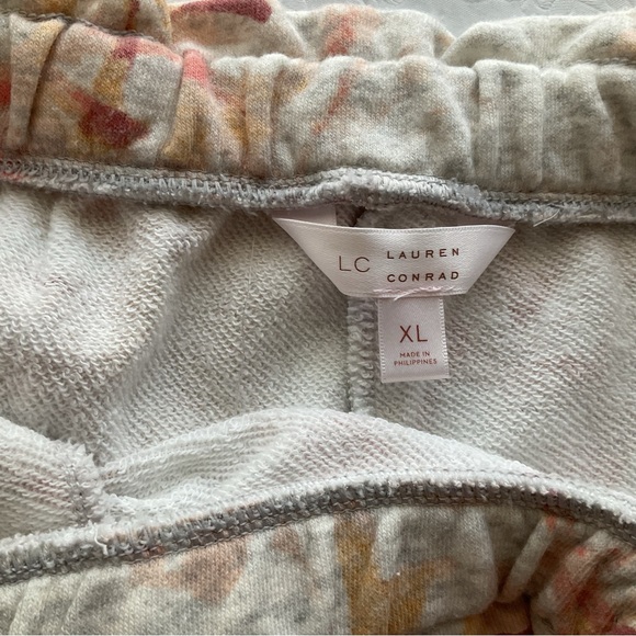 LC Lauren Conrad Women’s Floral Lightweight Joggers Size XL - Picture 4 of 6